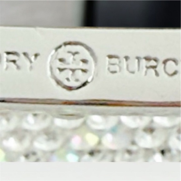 NWT Tory Burch Miller Stud Crystal Pave’ Bracelet in Silver - Picture 4 of 7